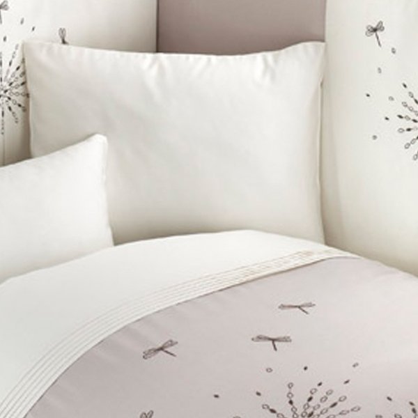 Комплект постельного белья и спальных принадлежностей из 6 предметов серии My Flore  
